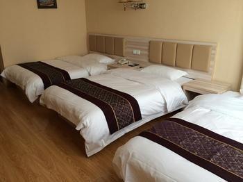 Yuangu Town Business Hotel 青岛 外观 照片
